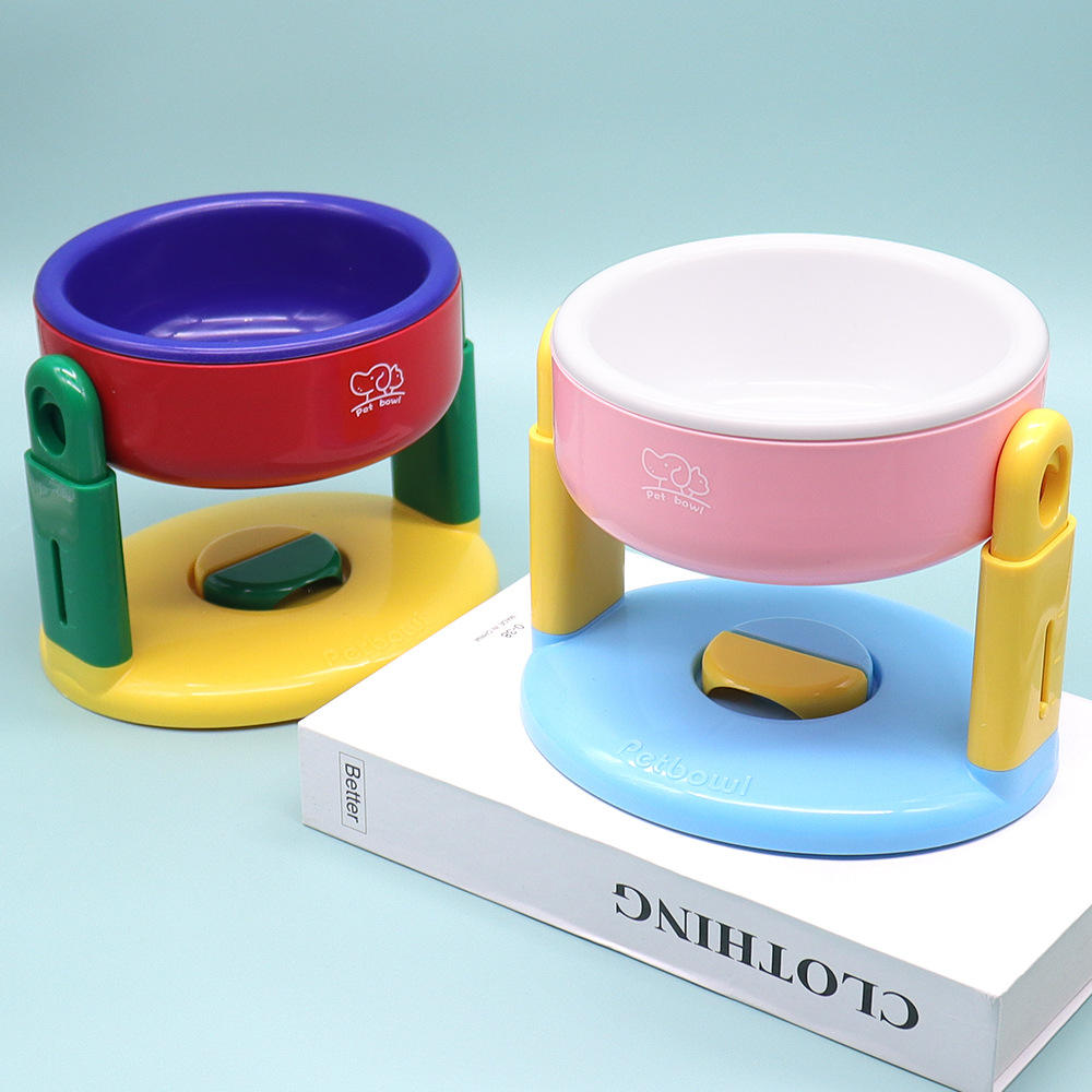 Suction - cup - equipped pet bowl with adjustable height