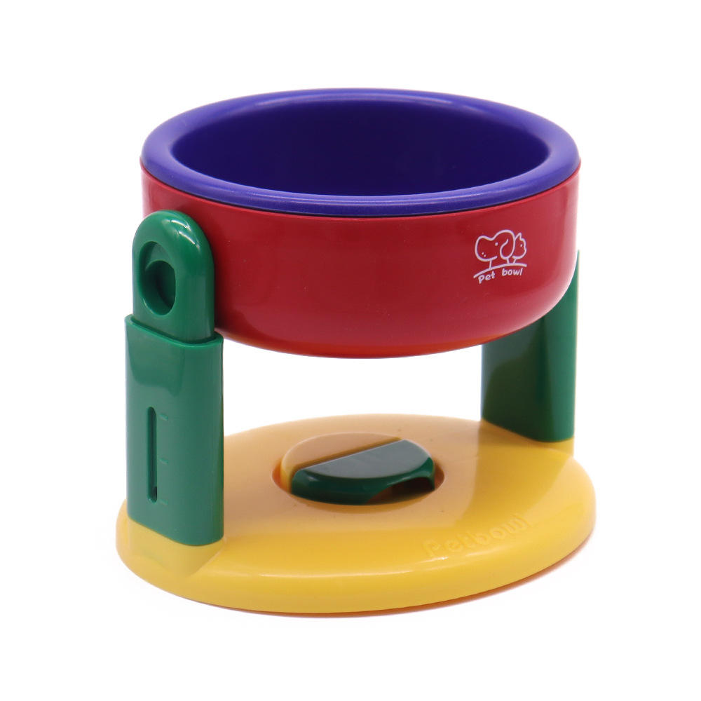 Suction - cup - equipped pet bowl with adjustable height