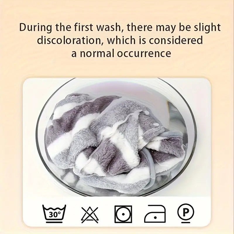 Microfiber quick dry bathrobe