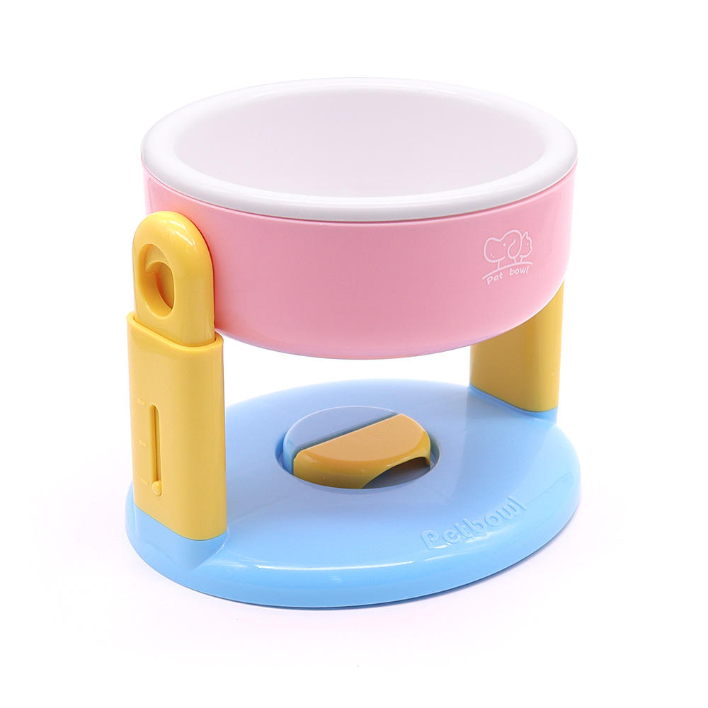 Suction - cup - equipped pet bowl with adjustable height